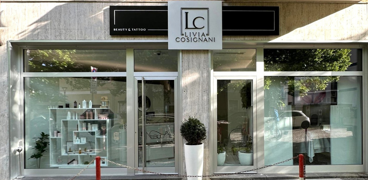 NEGOZIO FINEMENTE RISTRUTTURATO IN ZONA NOVACELLA rif. 21730