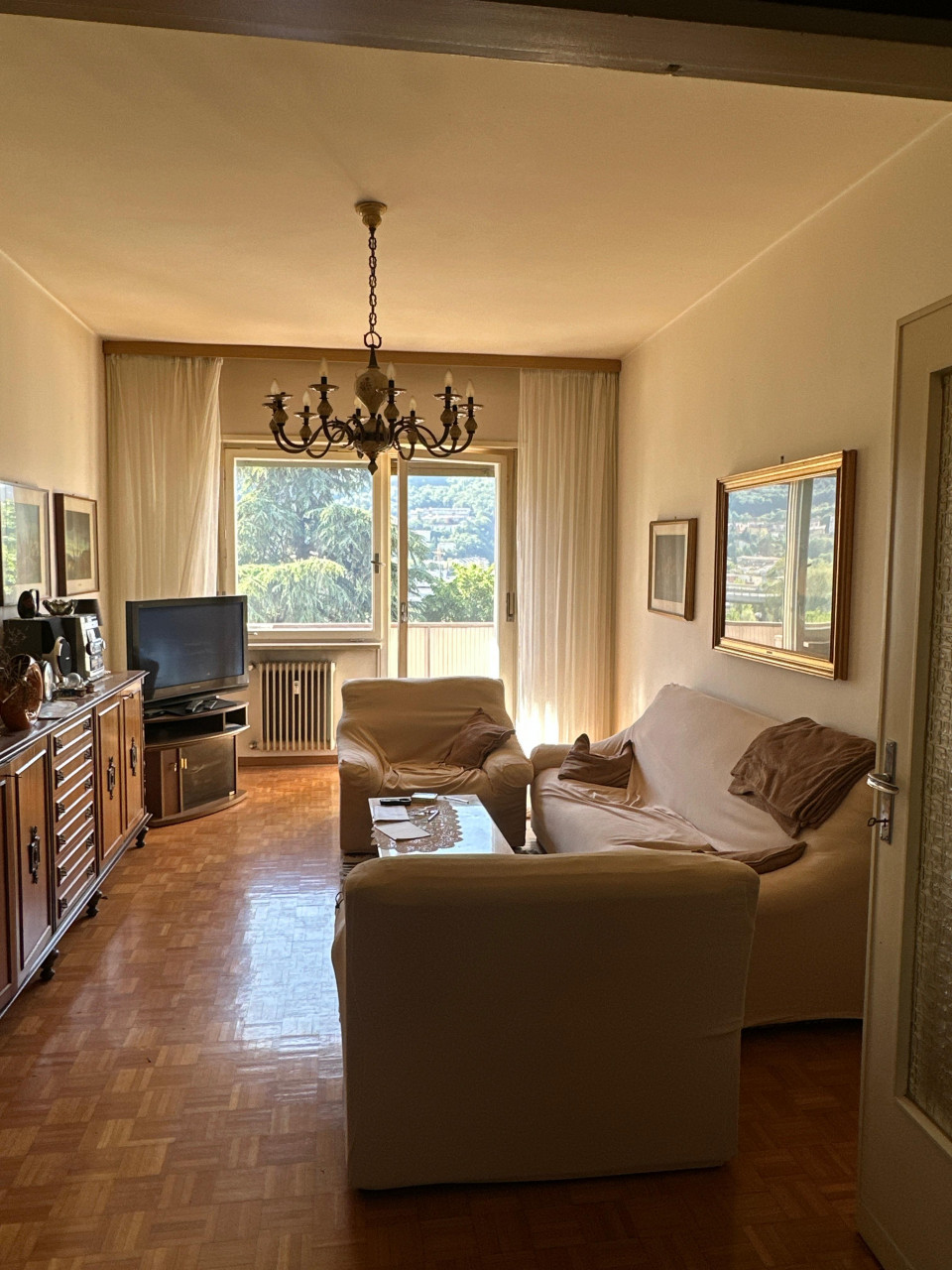 GRANDE TRILOCALE IMMERSO NEL VERDE IN VIA BUFFOLINI rif. 21750