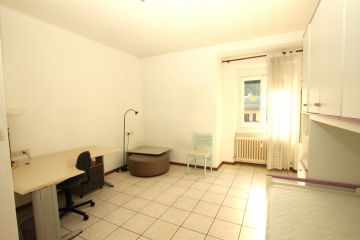 TRILOCALE ULTIMO PIANO VIA TRENTO - Via Trento 22 rif. 21800 - Foto 4