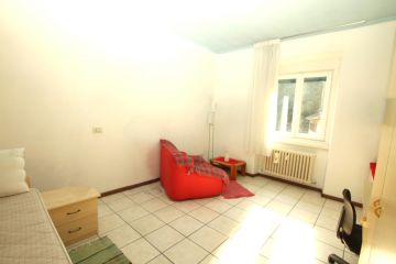 TRILOCALE ULTIMO PIANO VIA TRENTO - Via Trento 22 rif. 21800 - Foto 7