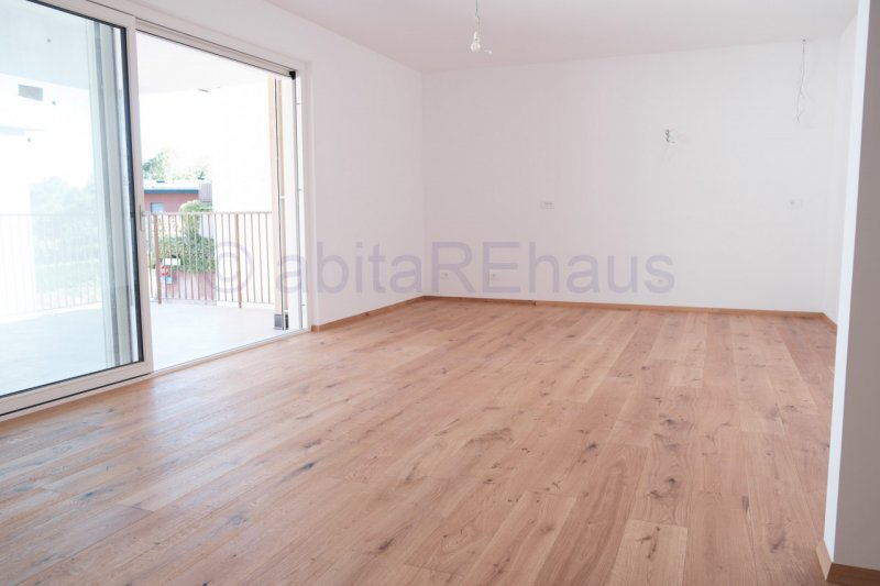 Egna – Quadrilocale su Due Livelli con Terrazze e Garage - AV26015 - via Val di Fiemme rif. AV26015 - Bolzano