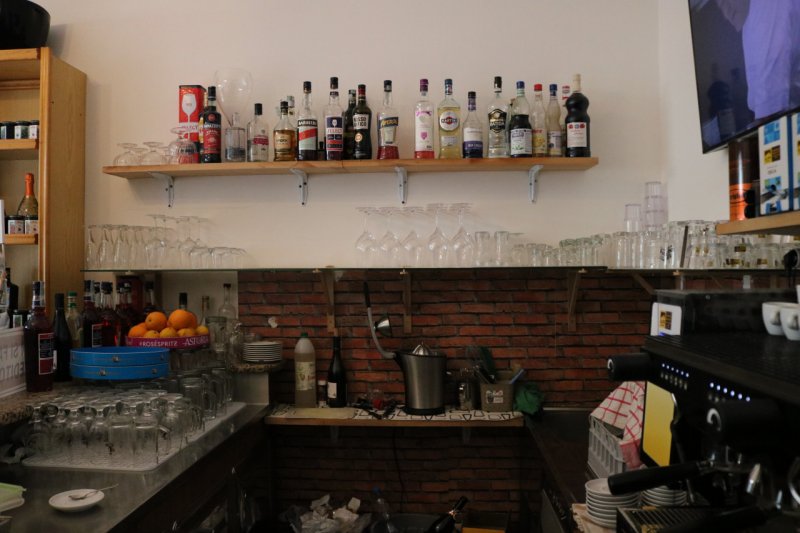 Attivita Bar-Bistro. LV24001 - Via Bari rif. LV24001 - Bolzano